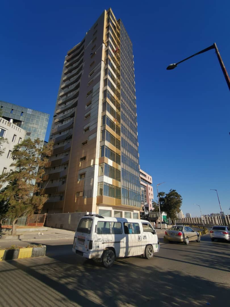 Commercial Tower - 23